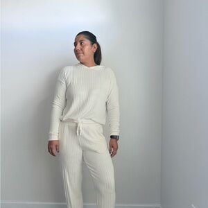 Cream Ribbed Lounge Set